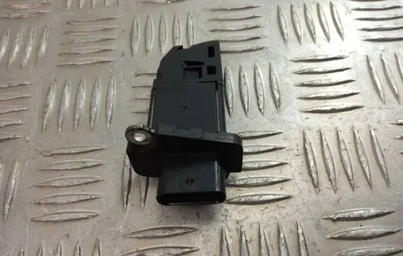 BMW X3 F25 Mass air flow meter 7804150