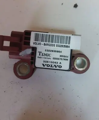 Volvo S40, V40 Airbag deployment crash/impact sensor 30613043A 5022835864 000007678A4
