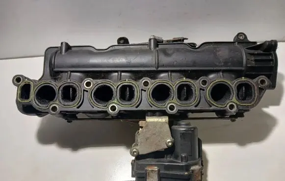 Opel Insignia A Exhaust manifold