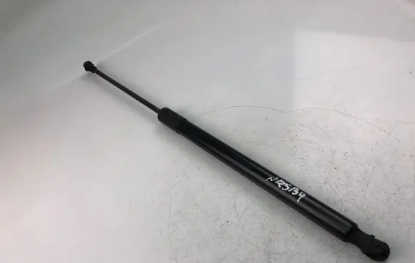 Volkswagen Golf VII Tailgate/trunk strut/damper 5G6827550C