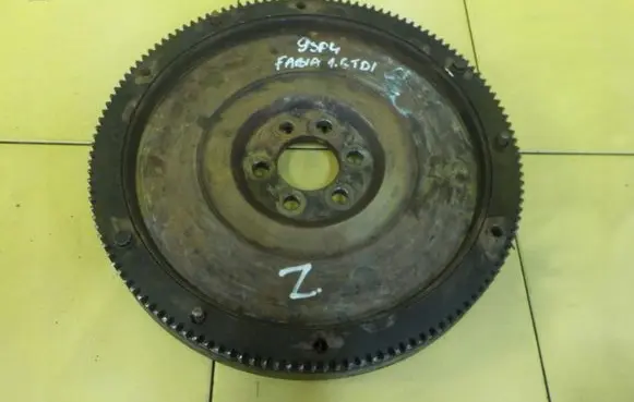 Skoda Fabia Mk2 (5J) Flywheel 037108273G