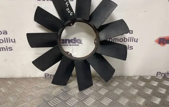 BMW 5 E39 Fan impeller 11521712058