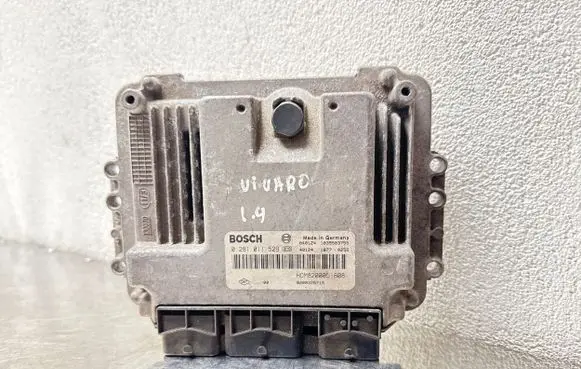 Renault Trafic II (X83) Engine control unit/module 0281011529 8200325719 1039S03755