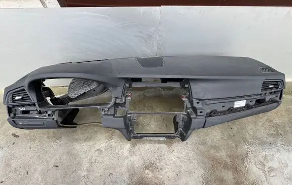 BMW 5 F10 F11 Dashboard 9166657 72758410