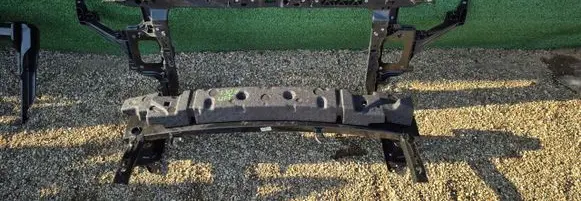 Hyundai i30 Front bumper cross member