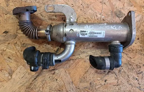 Ford Focus EGR valve cooler 993062H 8653691 H44GA