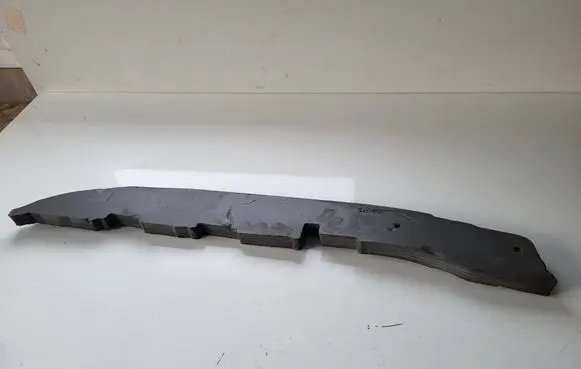 Nissan Qashqai Fender foam support/seal 