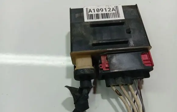 Coolant fan relay