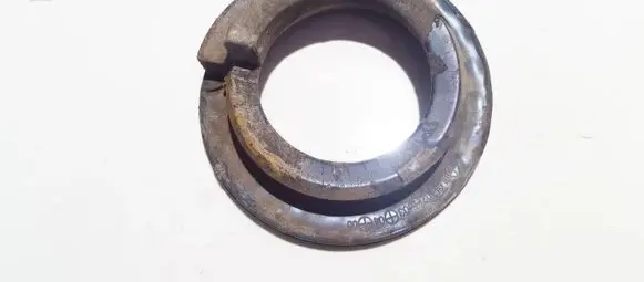 KIA Carnival Front coil spring rubber mount 0k55228015c