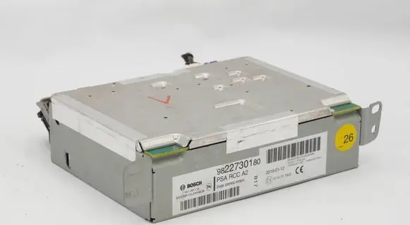 Peugeot 208 I Radio/CD/DVD/GPS head unit 9822730180