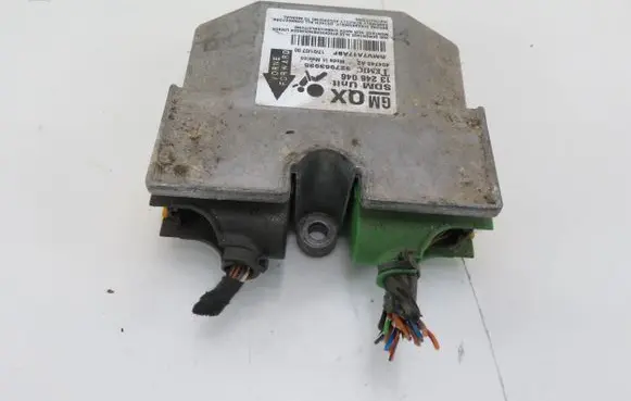 Opel Zafira B Airbag control unit/module 13246046