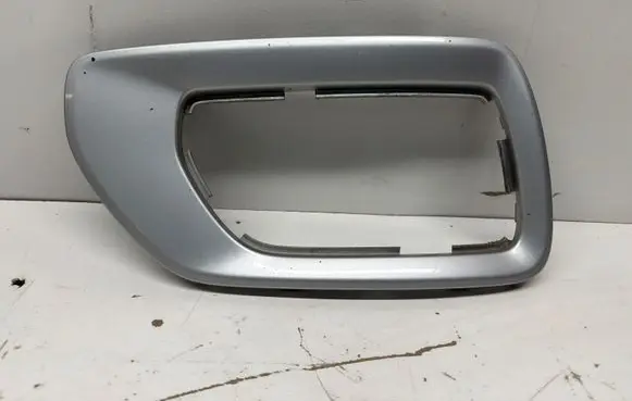Volvo XC70 Front fog light trim/grill 30744506