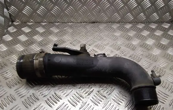 Toyota Corolla Verso AR10 Intercooler hose/pipe 173620R011