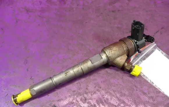 Fiat Fiorino Fuel injector