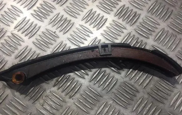 Mercedes-Benz E W124 Slide rail for timing chain 1110520283