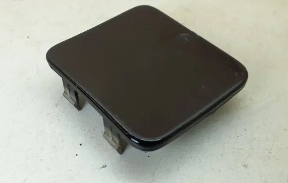 Mercedes-Benz CLS C219 Tow hook cap/cover A2198800705 C040