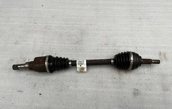 Renault Clio IV Front driveshaft 8200499585