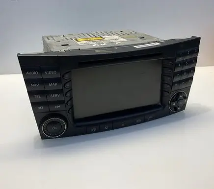 Mercedes-Benz E W211 Radio/CD/DVD/GPS head unit A2118204197 2118204197
