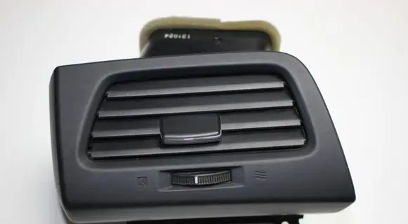 Honda CR-V Dashboard side air vent grill/cover trim 77630TA0A