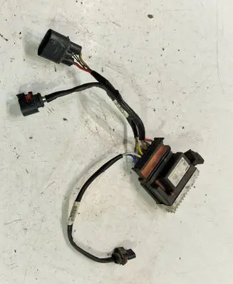 Audi A5 8T 8F Coolant fan relay 8K0959501C 8K0910501D