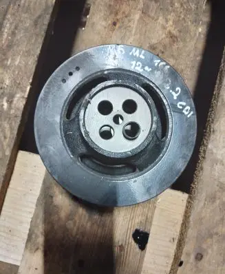 Mercedes-Benz ML W166 Crankshaft pulley