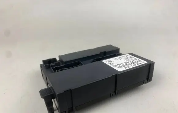 Mercedes-Benz SLK R172 Other control units/modules A1729001506