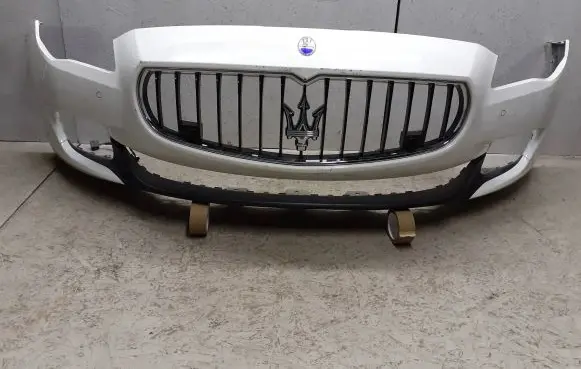 Maserati Quattroporte Front bumper