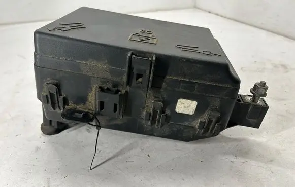 Chrysler 300C Fuse module 68213805AC P68213805AC 805AC
