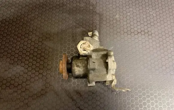 BMW X1 E84 Power steering pump 2112702