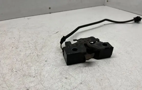 Volkswagen e-Golf Engine bonnet/hood lock/catch 5G1823509B