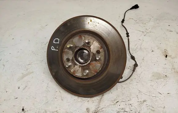 Hyundai Tucson TL Front wheel hub