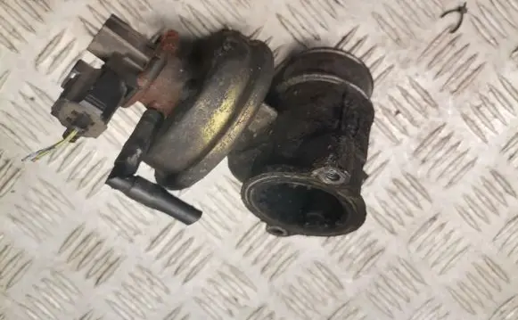 Ford Mondeo Mk III EGR valve