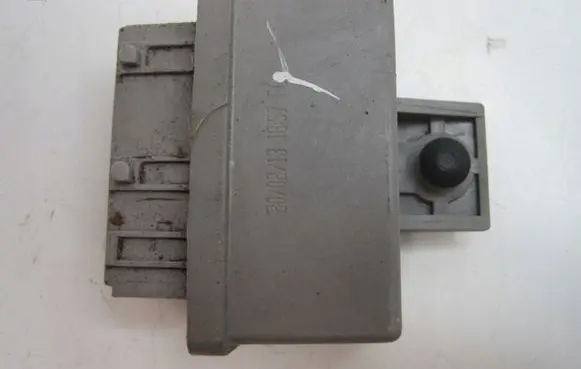 Peugeot Partner III Combustion relay 9674222380