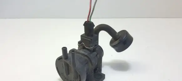 Volvo S40, V40 Turbo solenoid valve 4534375