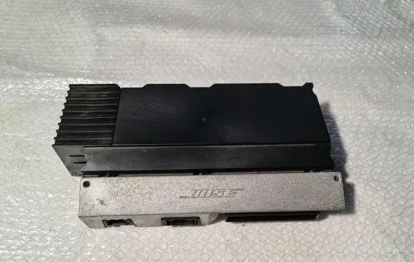 Audi A6 S6 C6 4F Sound amplifier 4F0035223F