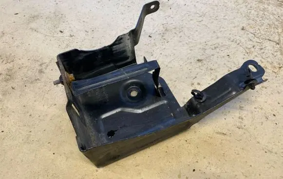 Volvo V40 Battery tray 31290752 BQ6QB
