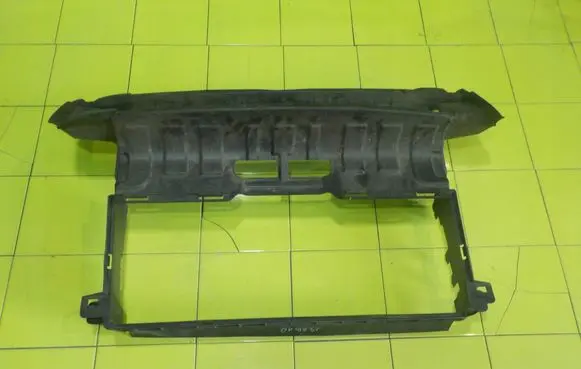 Land Rover Freelander 2 - LR2 Intercooler air channel guide 13AB10 F62E4D3237094087BC
