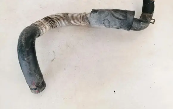 Hyundai Getz Engine coolant pipe/hose
