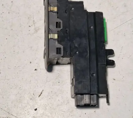 Volvo XC70 Electric window control switch 9452959 00W40E M0D40F00079