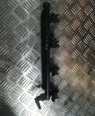 Renault Laguna II Fuel injector 82001396 5596