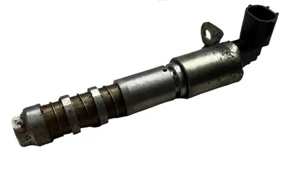 GMC Acadia I Camshaft vanos timing valve 12588943