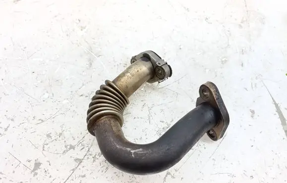 Volkswagen PASSAT CC EGR valve line/pipe/hose 03P131521B