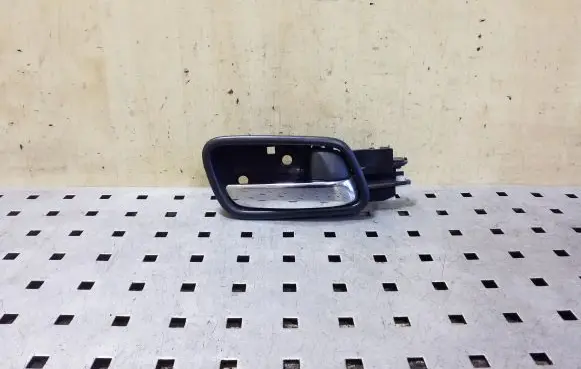 Rear door interior handle