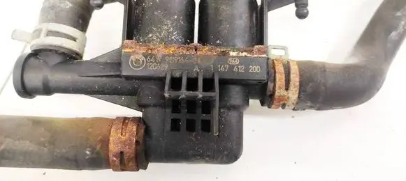 BMW 5 F10 F11 Coolant heater control valve 6411911916404 1147412200