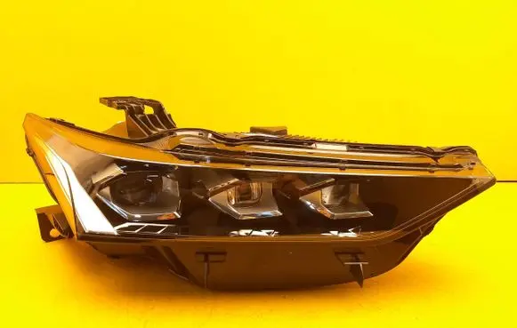 Citroen DS4 Headlight/headlamp 9643832480