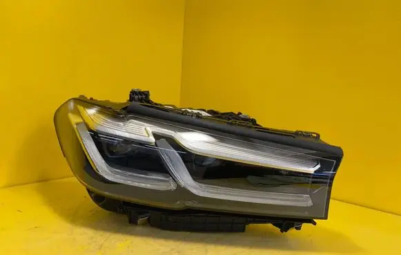BMW 5 G30 G31 Headlight/headlamp 5A388C8-03