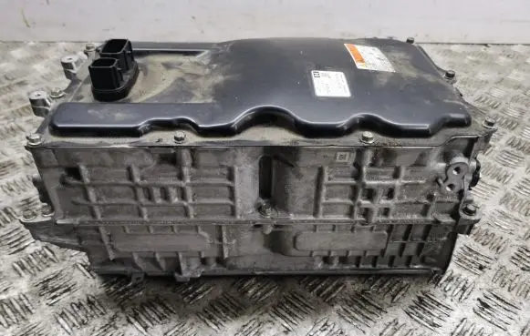 Toyota RAV 4 (XA50) Voltage converter inverter G92A042060