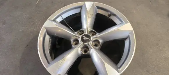 Ford Mustang VI R18 alloy rim 