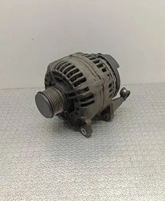 Volkswagen PASSAT B6 Generator/alternator 06F903023F 0124525091