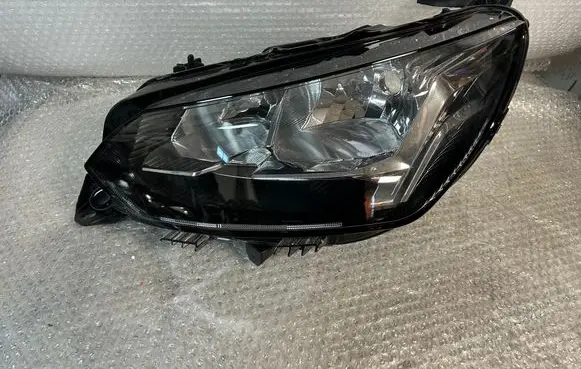 Peugeot 2008 II Headlight/headlamp 9823194080 08016LC786